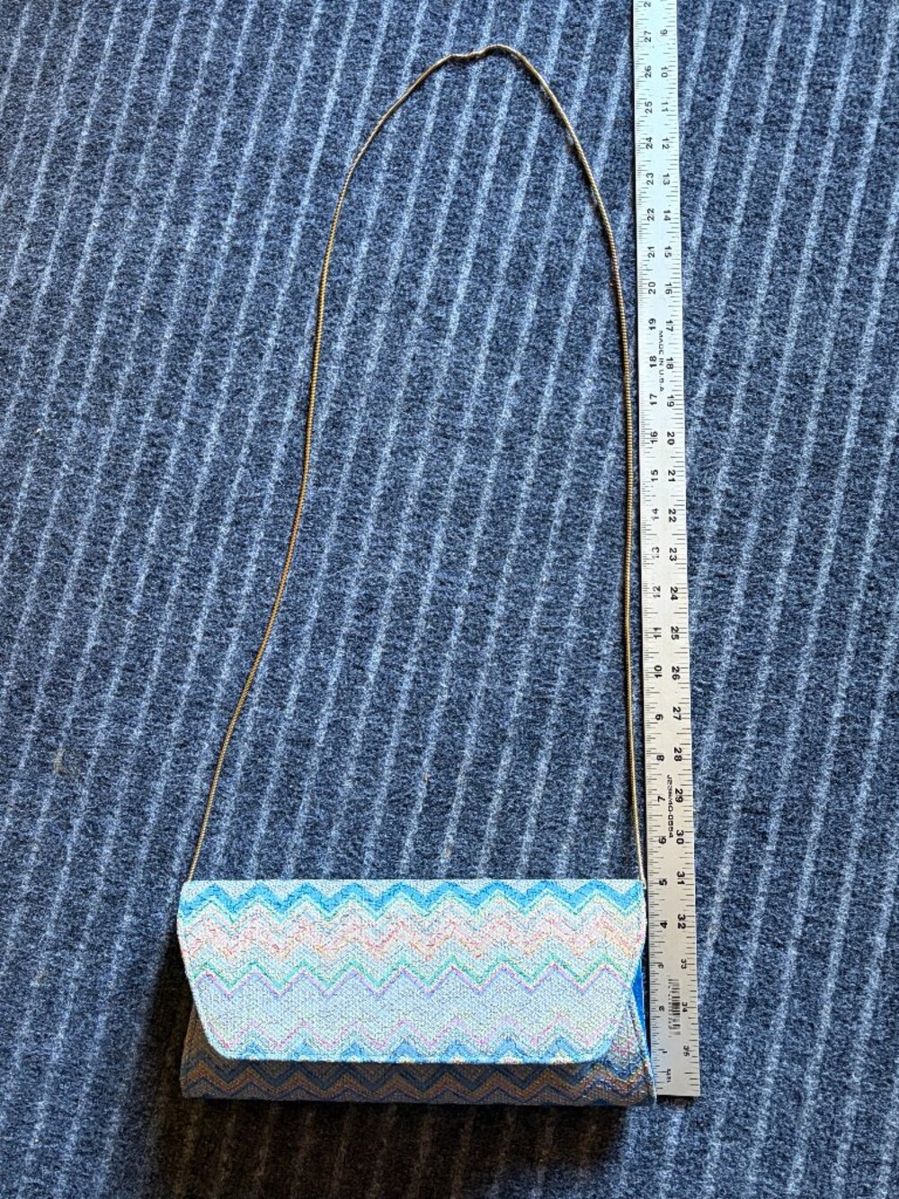 Franchi Straw Clutch Crossbody bag with Metal Rope Strap - Picture 8 of 10